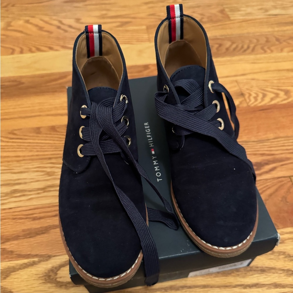 Tommy Hilfiger Balbina Chelsea Boots- Blue Suede
